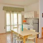 Apartment Spacious Seaside Flat For Large Families Bibione