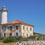 Apartment Spacious Seaside Flat For Large Families *