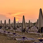 Apartment Spacious Seaside Flat For Large Families Bibione