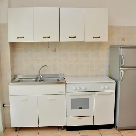 Spacious Seaside Flat For Large Families 아파트